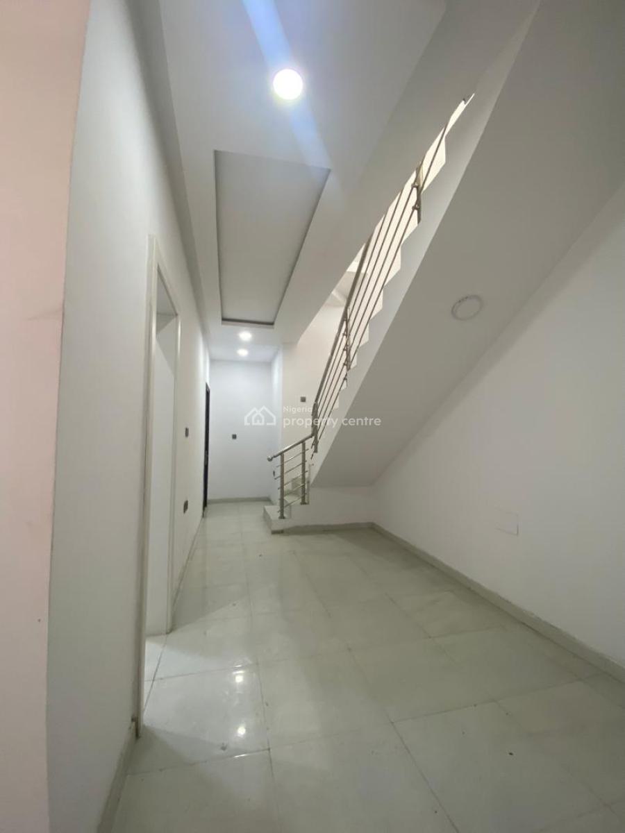 5 Bedroom Terrace, Orchid Road, Lekki, Lagos, Terraced Duplex for Sale