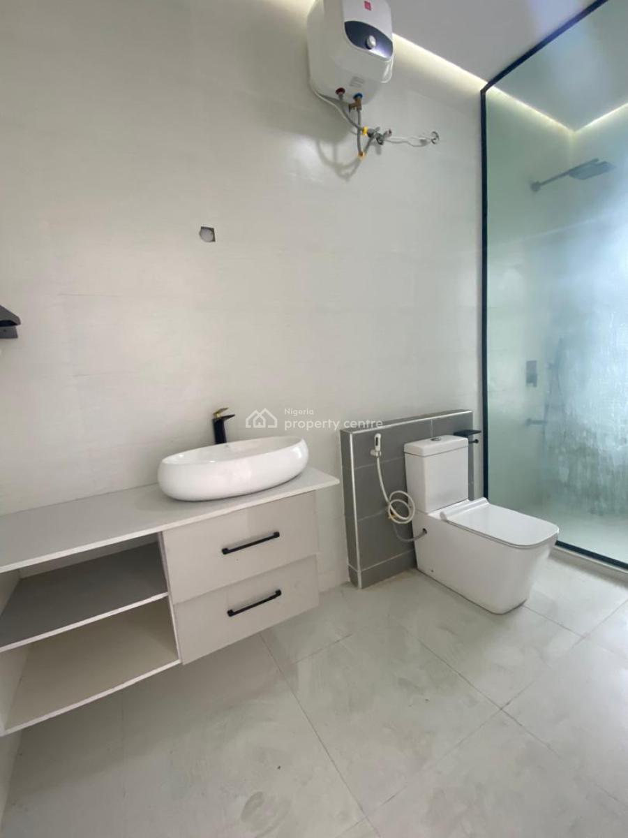 5 Bedroom Terrace, Orchid Road, Lekki, Lagos, Terraced Duplex for Sale