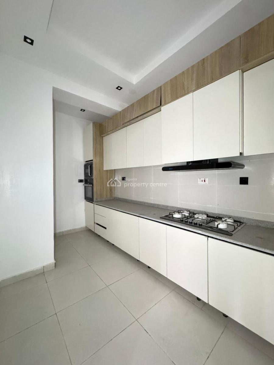 Stunning 1 Bedroom Apartment with a Pool and Gym, Ologolo, Lekki, Lagos, Flat / Apartment for Sale