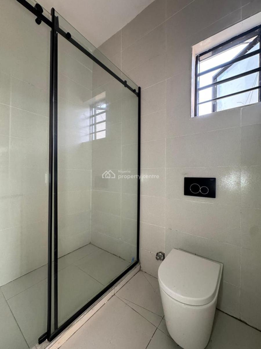Stunning 1 Bedroom Apartment with a Pool and Gym, Ologolo, Lekki, Lagos, Flat / Apartment for Sale