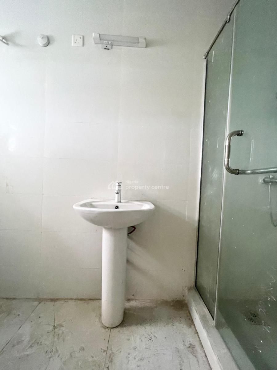 Spacious 3 Bedroom Apartment with Bq and Gym, Ikota Gra Extension, Ikota, Lekki, Lagos, Flat / Apartment for Rent