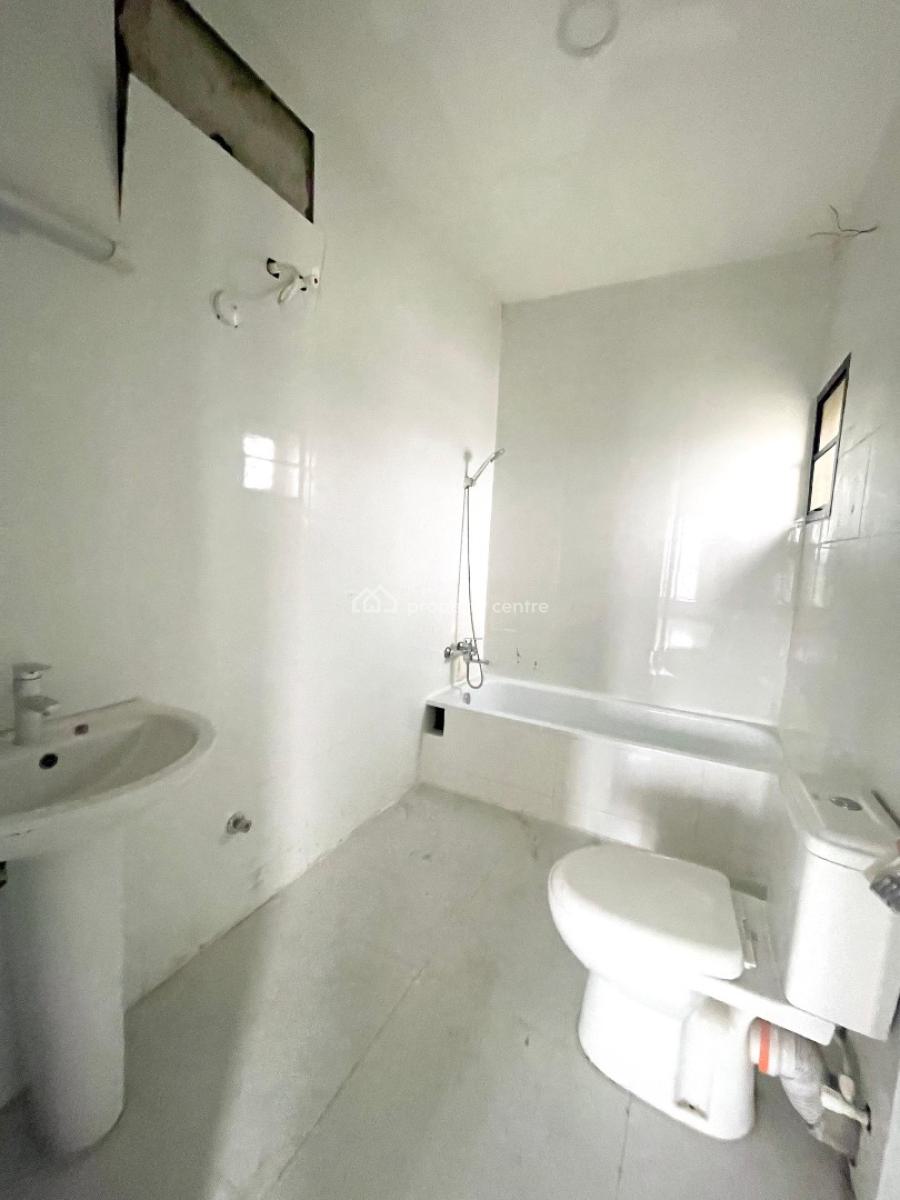 Spacious 3 Bedroom Apartment with Bq and Gym, Ikota Gra Extension, Ikota, Lekki, Lagos, Flat / Apartment for Rent