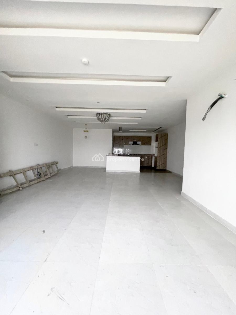Spacious 3 Bedroom Apartment with Bq and Gym, Ikota Gra Extension, Ikota, Lekki, Lagos, Flat / Apartment for Rent