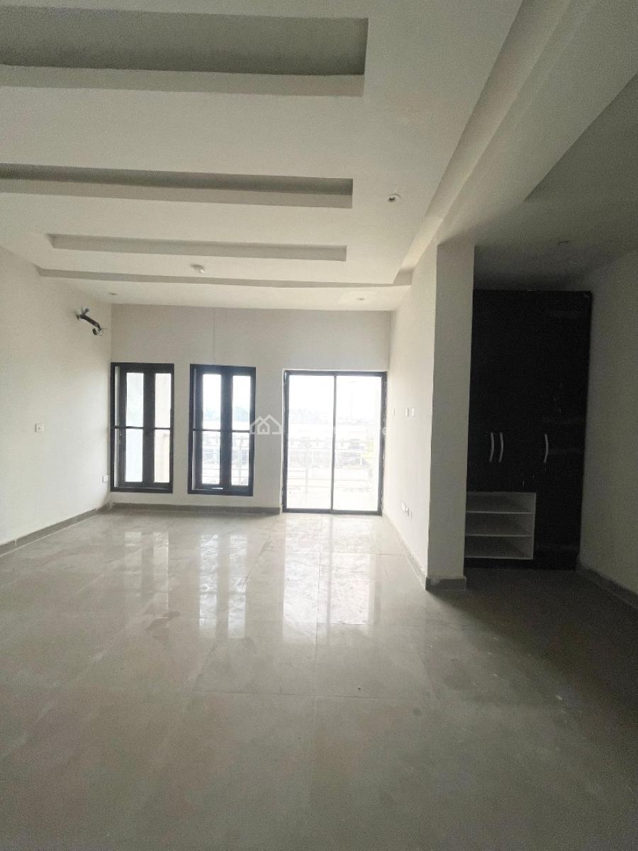 Spacious 3 Bedroom Apartment with Bq and Gym, Ikota Gra Extension, Ikota, Lekki, Lagos, Flat / Apartment for Rent