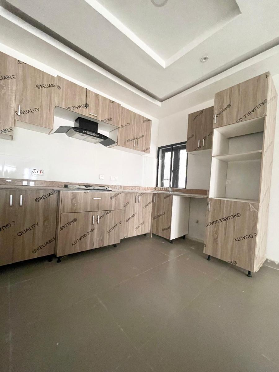 Spacious 3 Bedroom Apartment with Bq and Gym, Ikota Gra Extension, Ikota, Lekki, Lagos, Flat / Apartment for Rent