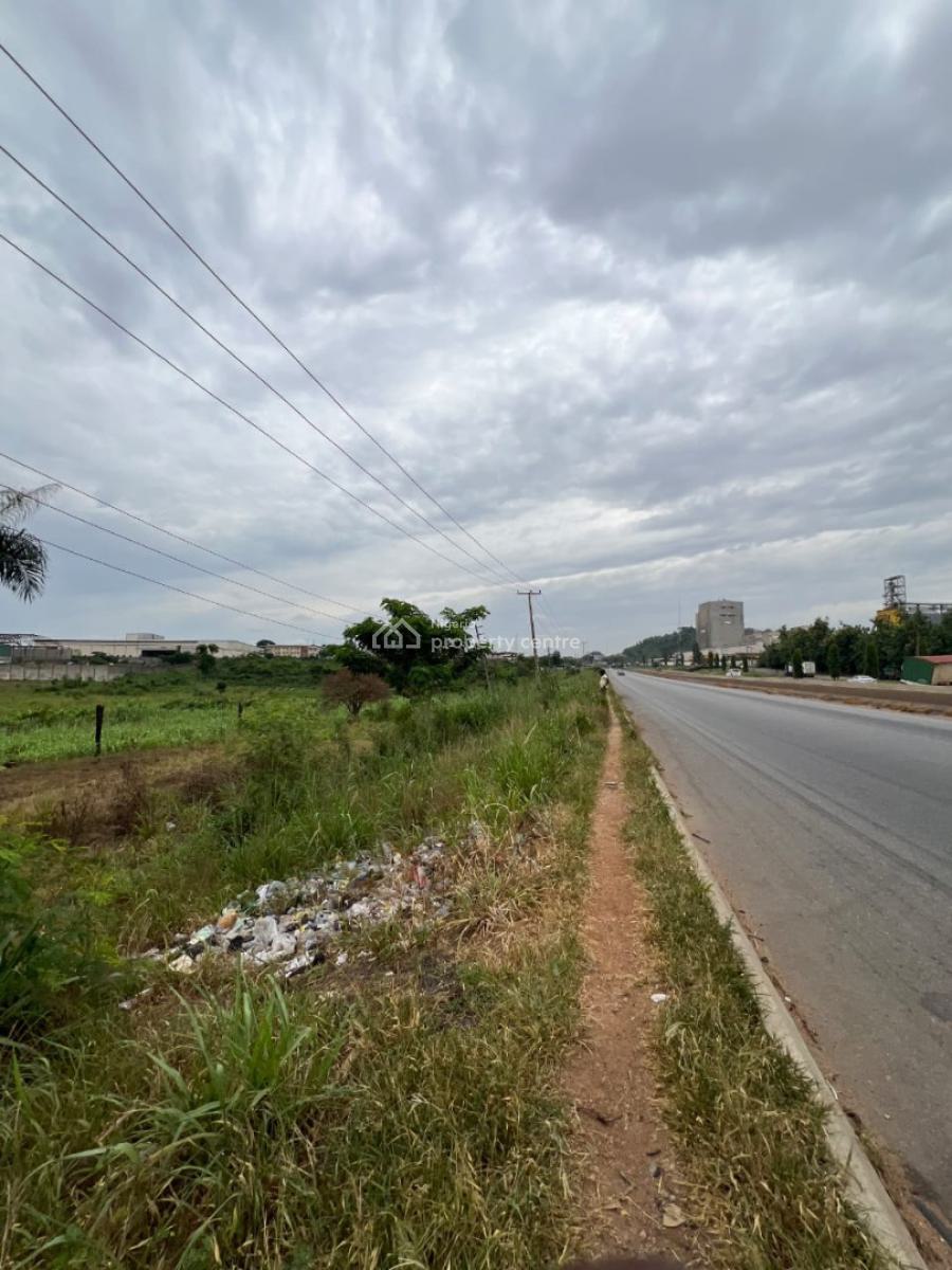 2 Acres of Commercial Land at Toll Gate Ibadan Express, Toll Gate Express, Challenge, Ibadan, Oyo, Mixed-use Land for Sale