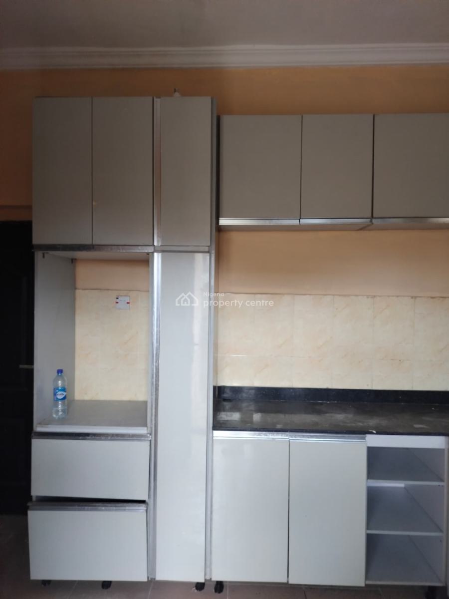 Standard and Spacious 2 Bedroom Apartment, Greenville Estate, Badore, Ajah, Lagos, Flat / Apartment for Rent