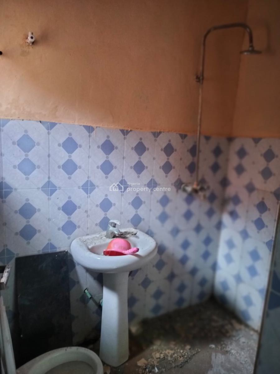 Standard and Spacious 2 Bedroom Apartment, Greenville Estate, Badore, Ajah, Lagos, Flat / Apartment for Rent