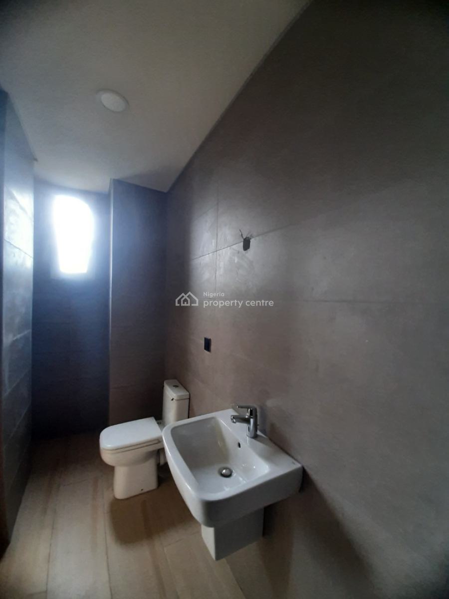 Brand New and Serviced with 24/7 Power Supply 2 Bedroom En-suite Penth, Victoria Island (vi), Lagos, Flat / Apartment for Rent
