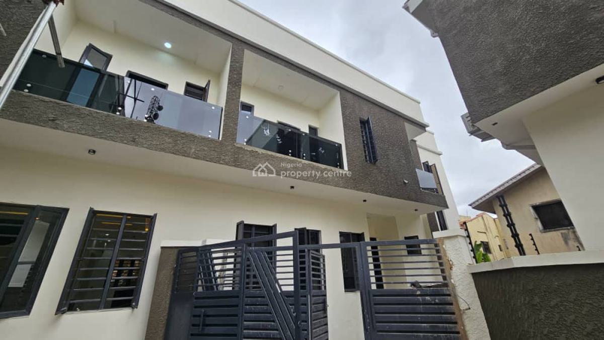 4bedroom Semi Detached Duplex with a Bq, Omole Phase 2, Ikeja, Lagos, Semi-detached Duplex for Sale
