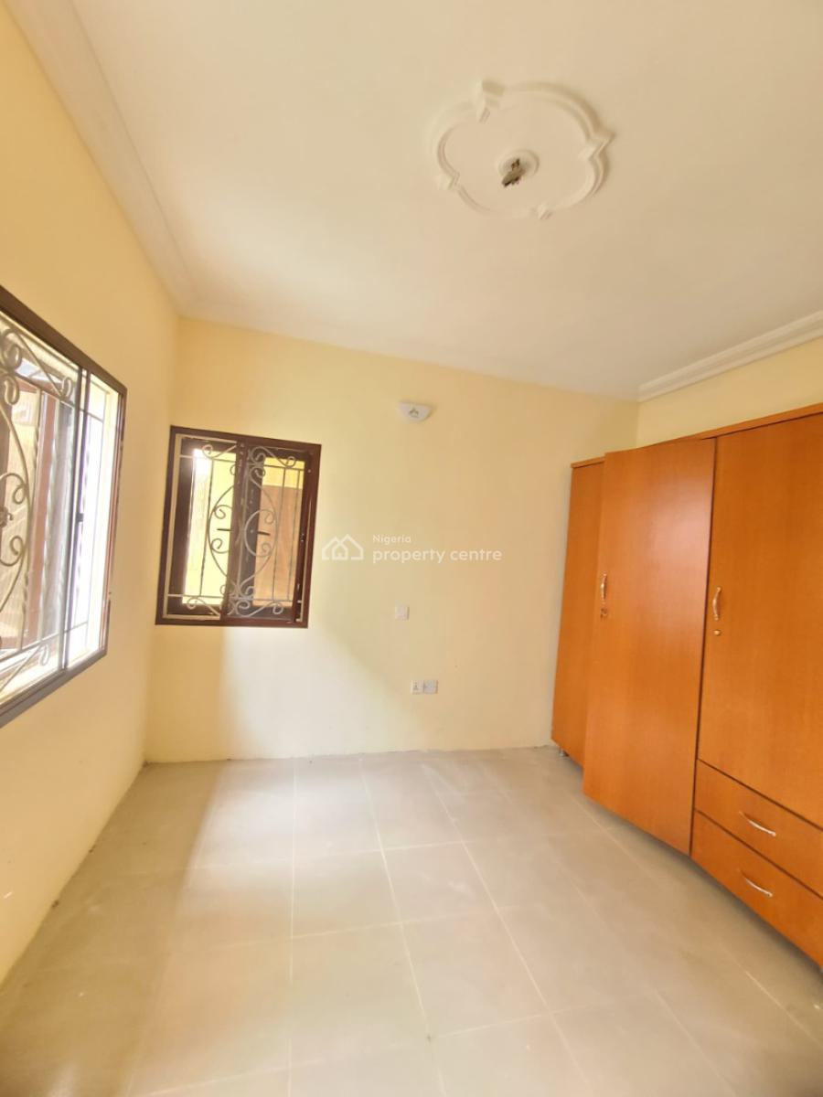 Newly Renovated and Standard 3bedroom Flat, Mobil Road, Ajah, Lagos, Flat / Apartment for Rent