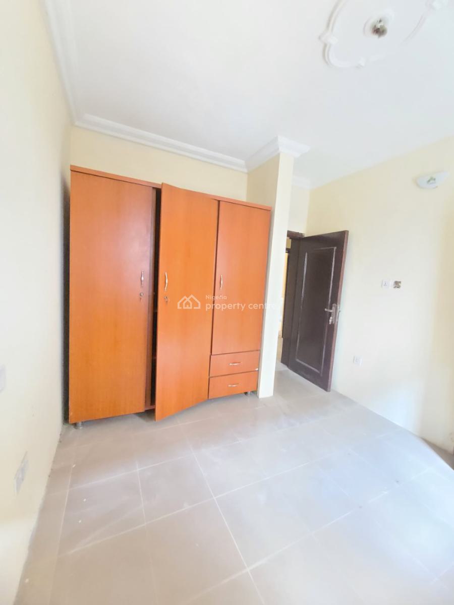 Newly Renovated and Standard 3bedroom Flat, Mobil Road, Ajah, Lagos, Flat / Apartment for Rent