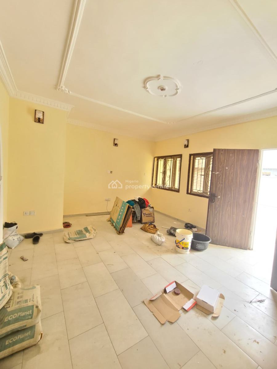 Newly Renovated and Standard 3bedroom Flat, Mobil Road, Ajah, Lagos, Flat / Apartment for Rent