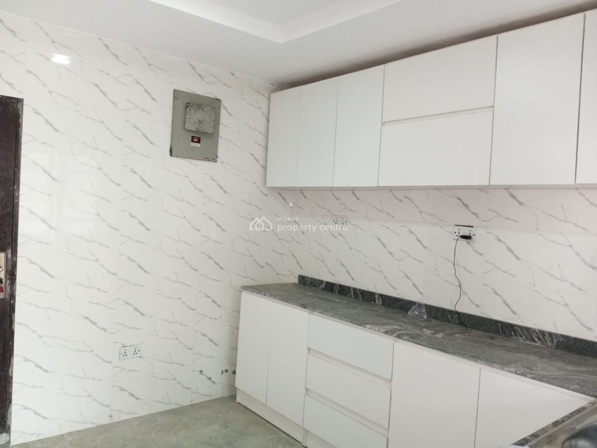 Contemporary 3 Bedroom Spacious Apartment, Agungi, Lekki, Lagos, Flat / Apartment for Rent