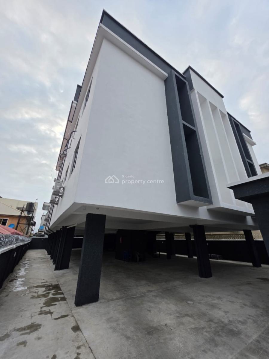 2 Bedroom Flat, Off Durosimi Eti, Lekki Phase 1, Lekki, Lagos, Flat / Apartment for Sale