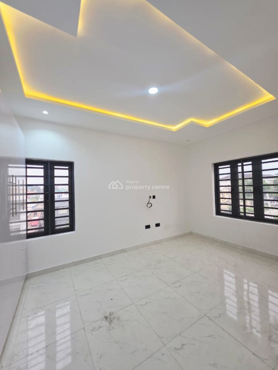 2 Bedroom Flat, Off Durosimi Eti, Lekki Phase 1, Lekki, Lagos, Flat / Apartment for Sale