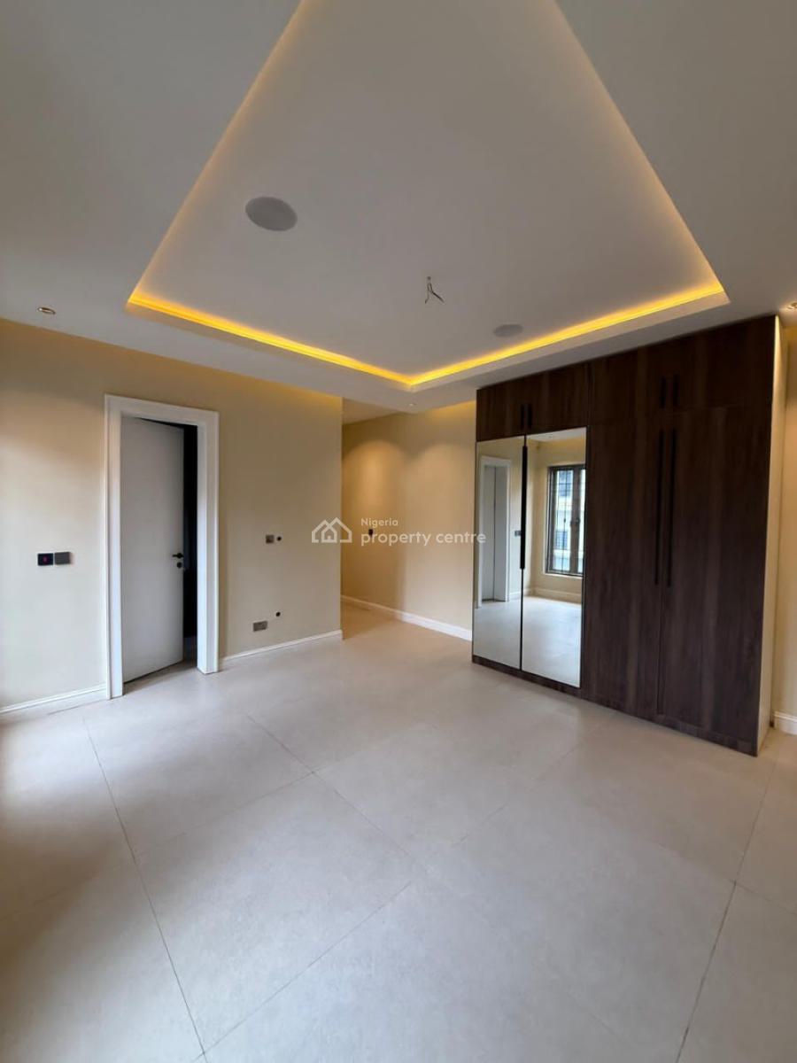 5bedroom Detached Duplex with Bq, Guzape District, Abuja, Detached Duplex for Sale