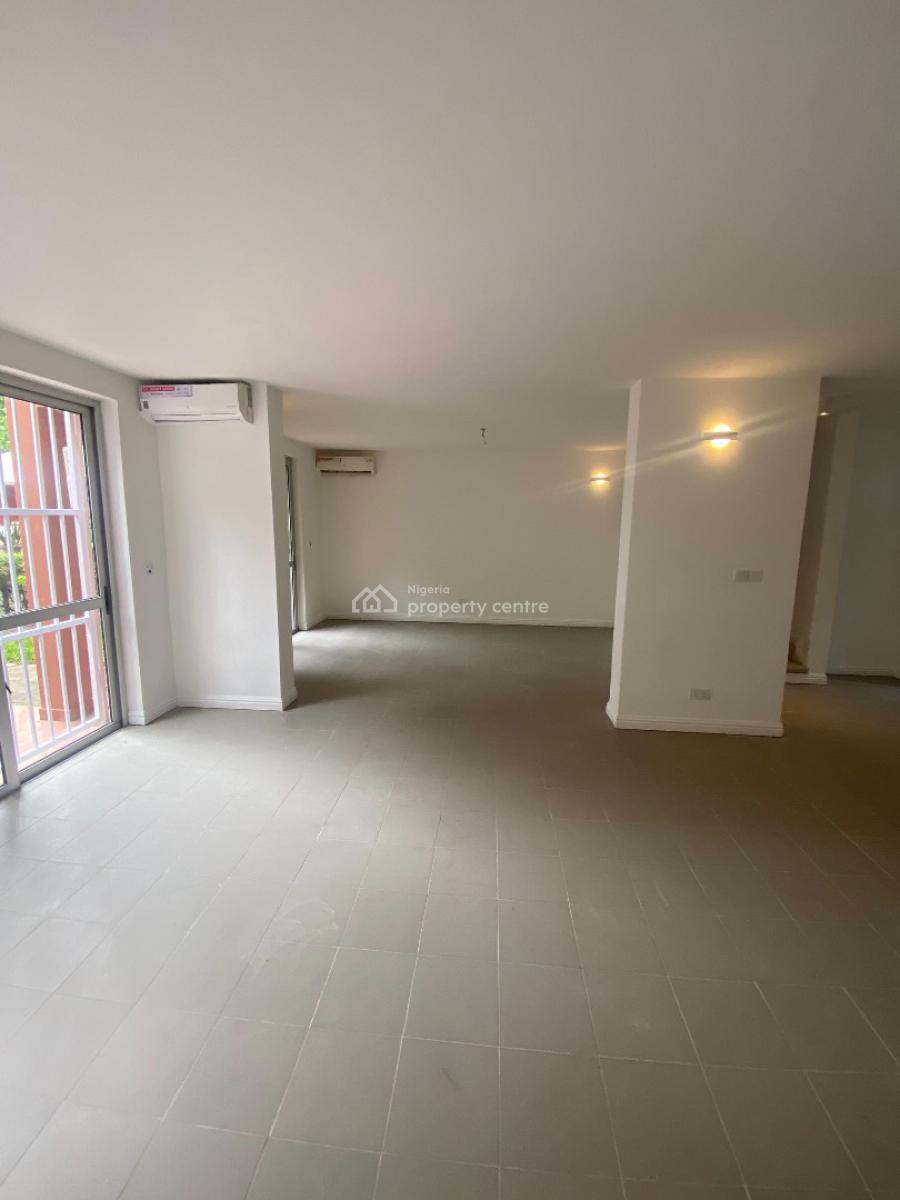 Uniquely Designed 2 Bedroom Apartment with Bq, Pool and Tennis Court, Ikoyi, Ikoyi, Lagos, Flat / Apartment for Rent
