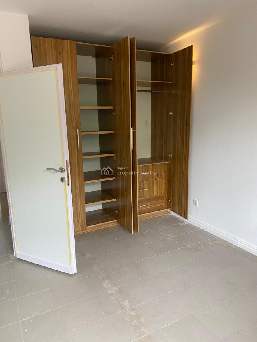 Uniquely Designed 2 Bedroom Apartment with Bq, Pool and Tennis Court, Ikoyi, Ikoyi, Lagos, Flat / Apartment for Rent