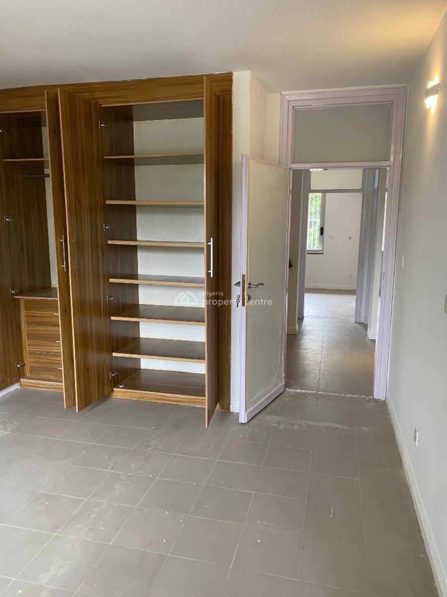 Uniquely Designed 2 Bedroom Apartment with Bq, Pool and Tennis Court, Ikoyi, Ikoyi, Lagos, Flat / Apartment for Rent