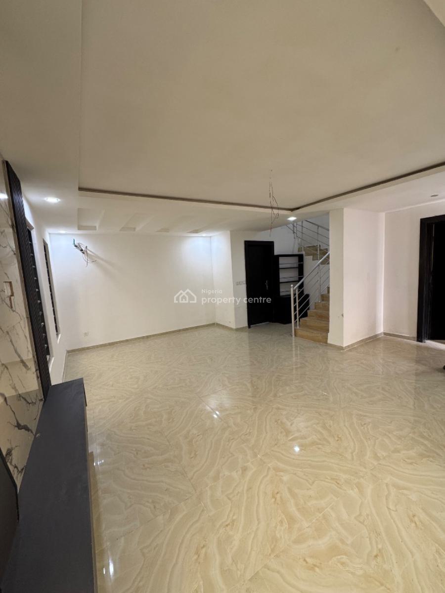 𝐁𝐑𝐀𝐍𝐃 𝐍𝐄𝐖 4 𝐁𝐄𝐃𝐑𝐎𝐎𝐌 𝐓𝐄𝐑𝐑𝐀𝐂𝐄 𝐃𝐔𝐏𝐋𝐄𝐗, Ikate, Lekki, Ikate, Lekki, Lagos, Terraced Duplex for Rent