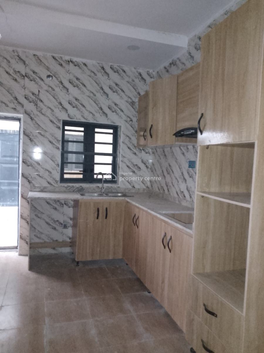 Very Spacious 3bedroom Flats, Ikota Gra, Lekki, Lagos, Flat / Apartment for Rent