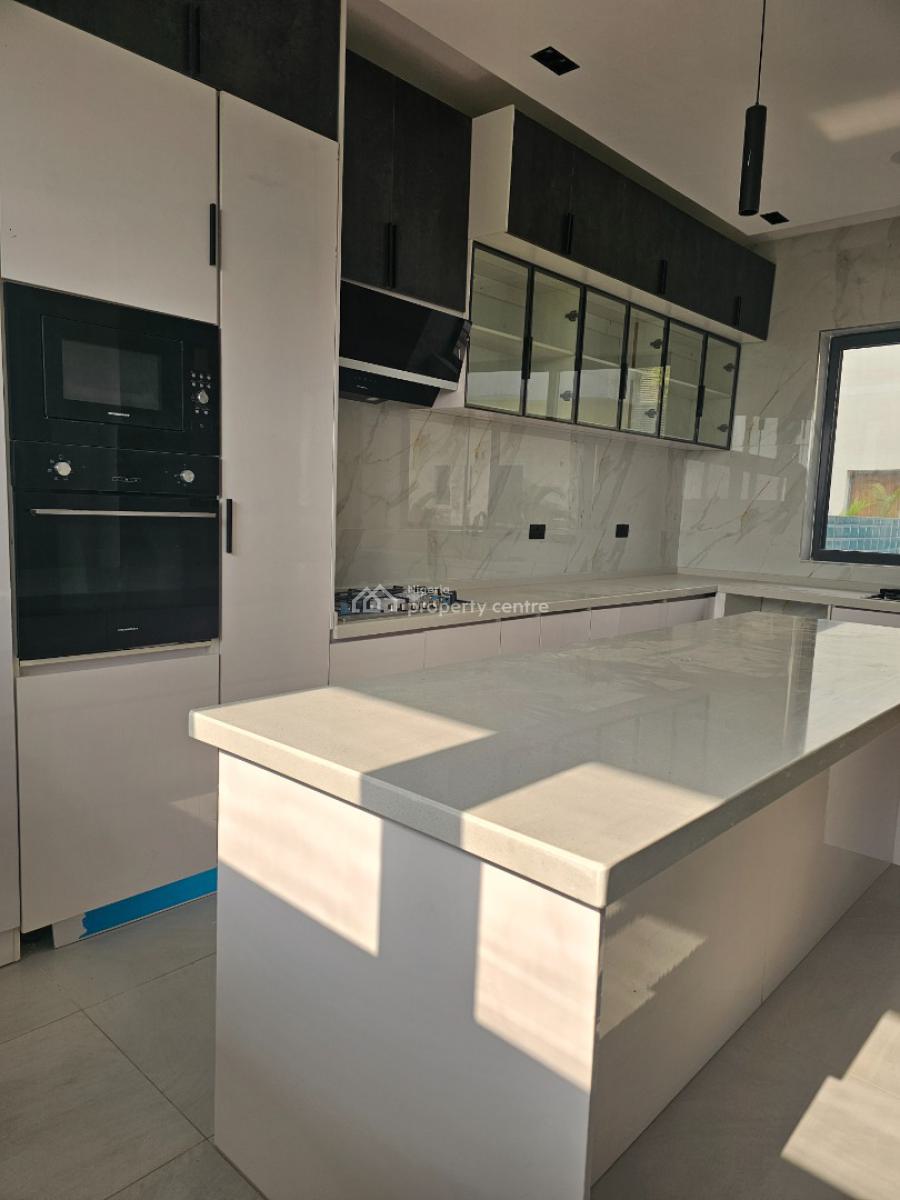 5 Bedrooms Semi Detached Duplex with Bq, Cowrri Creek Estate Ikate Lekki, Ikate Elegushi, Lekki, Lagos, Semi-detached Duplex for Sale