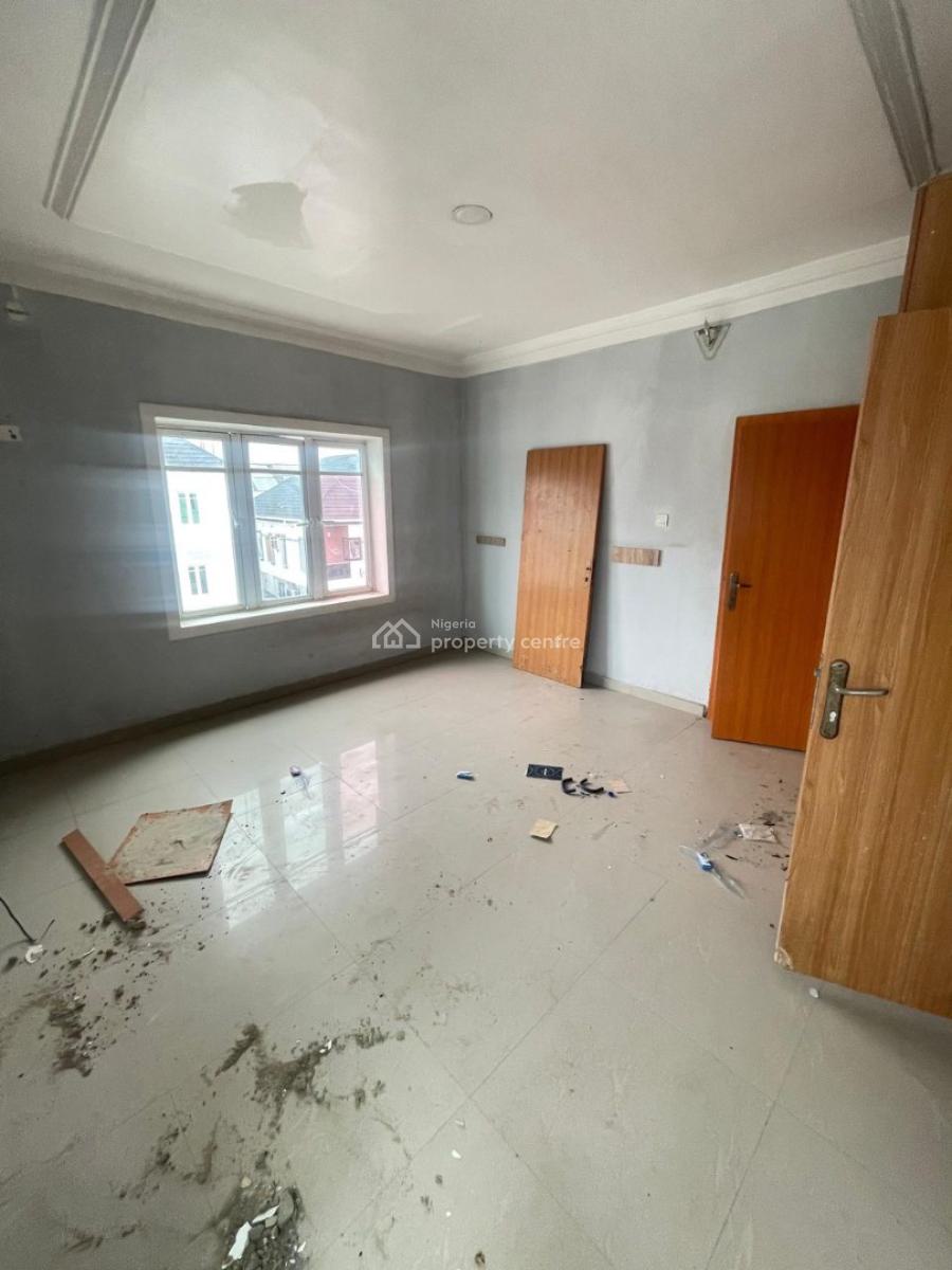 Standard 3 Bedroom Apartment in a Good Neighborhood, Ikota, Lekki, Lagos, Flat / Apartment for Rent