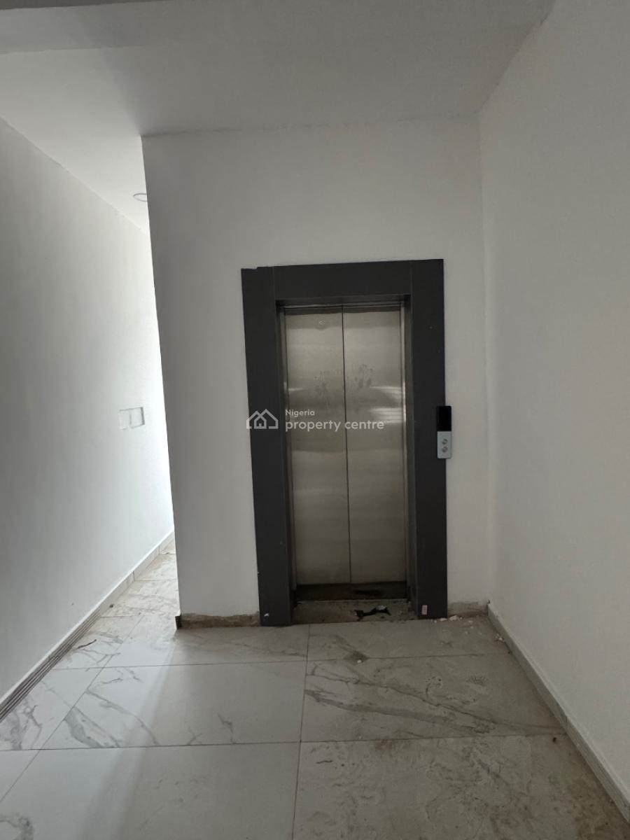 𝐖𝐄𝐋𝐋 𝐌𝐀𝐈𝐍𝐓𝐀𝐈𝐍𝐄𝐃 2 𝐁𝐄𝐃𝐑𝐎𝐎𝐌 𝐀𝐏𝐀𝐑𝐓𝐌𝐄𝐍𝐓, Ikate, Lekki, Lagos, Flat / Apartment for Rent