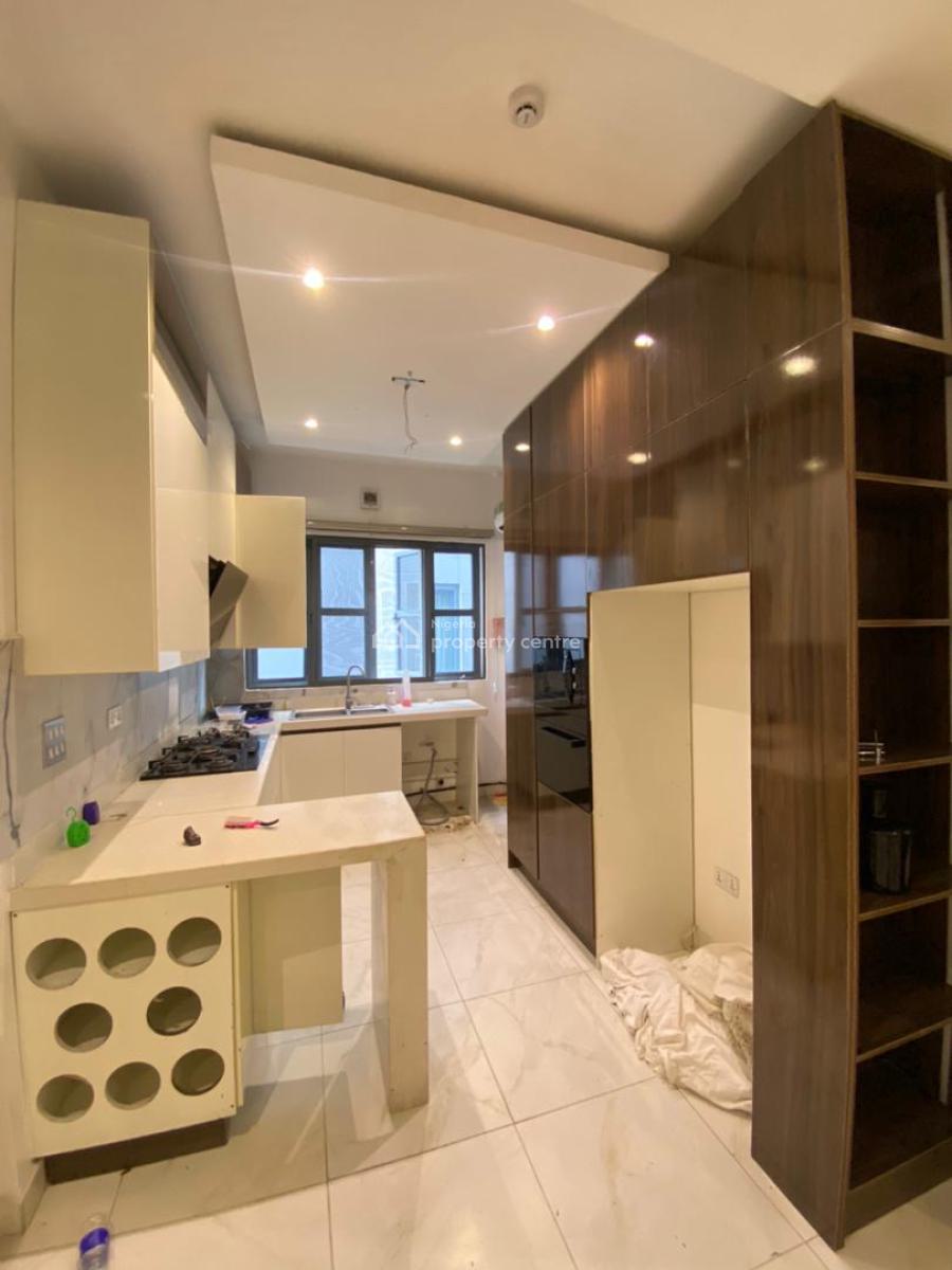 Modern 2 Bedroom Apartment, Lekki Phase 1, Lekki, Lagos, Flat / Apartment for Rent