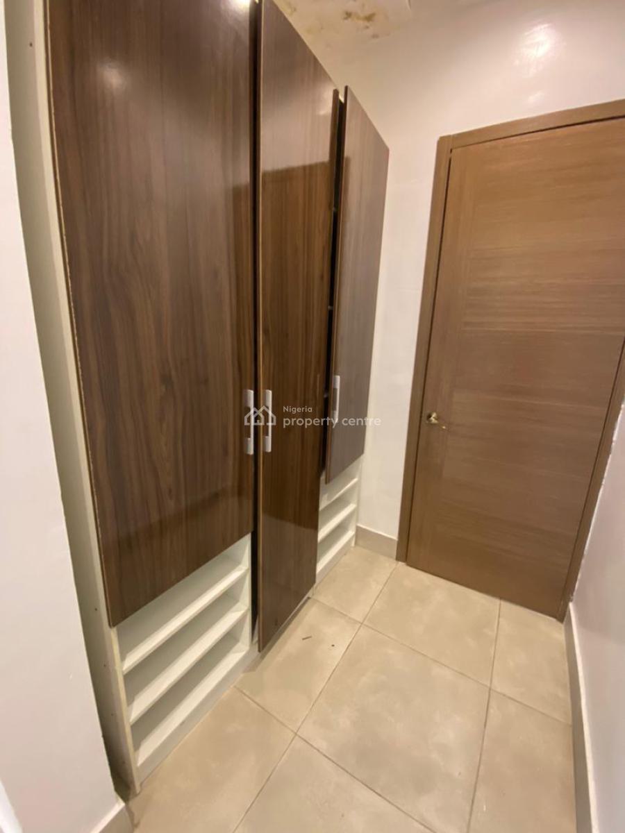 Modern 2 Bedroom Apartment, Lekki Phase 1, Lekki, Lagos, Flat / Apartment for Rent