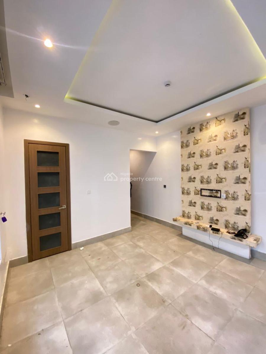 Modern 2 Bedroom Apartment, Lekki Phase 1, Lekki, Lagos, Flat / Apartment for Rent