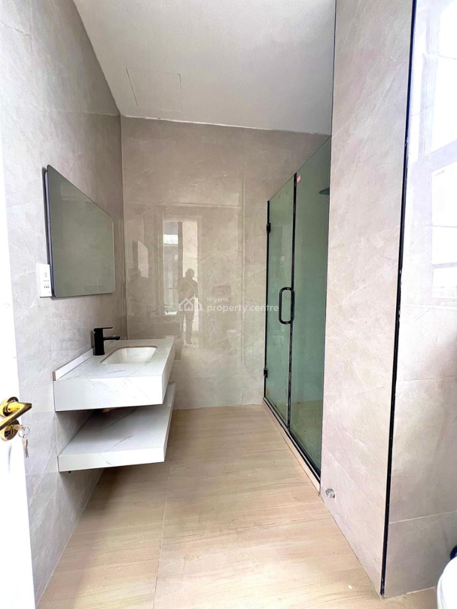 Luxury 3 Bedroom Apartment with Bq, Gym, Elevator & Swimming Pool, Lekki Phase 1, Lekki, Lagos, Flat / Apartment for Rent