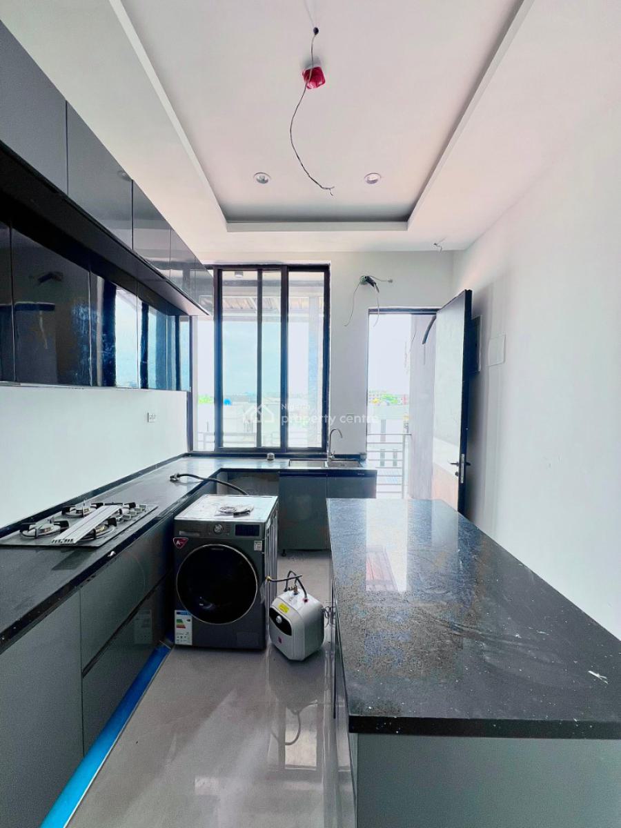 Luxury 3 Bedroom Apartment with Bq, Gym, Elevator & Swimming Pool, Lekki Phase 1, Lekki, Lagos, Flat / Apartment for Rent