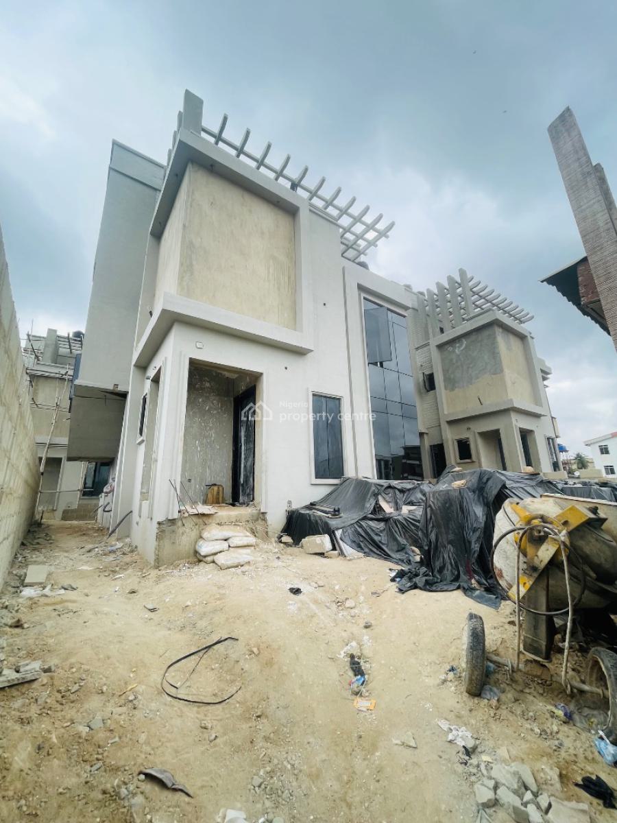 Nicely Built 4 Bedroom Detached Duplex Plus Gym and Rooftop, Exquisitely Built Home with Gym and Rooftop in a Secured Estate, Surulere, Lagos, Detached Duplex for Sale