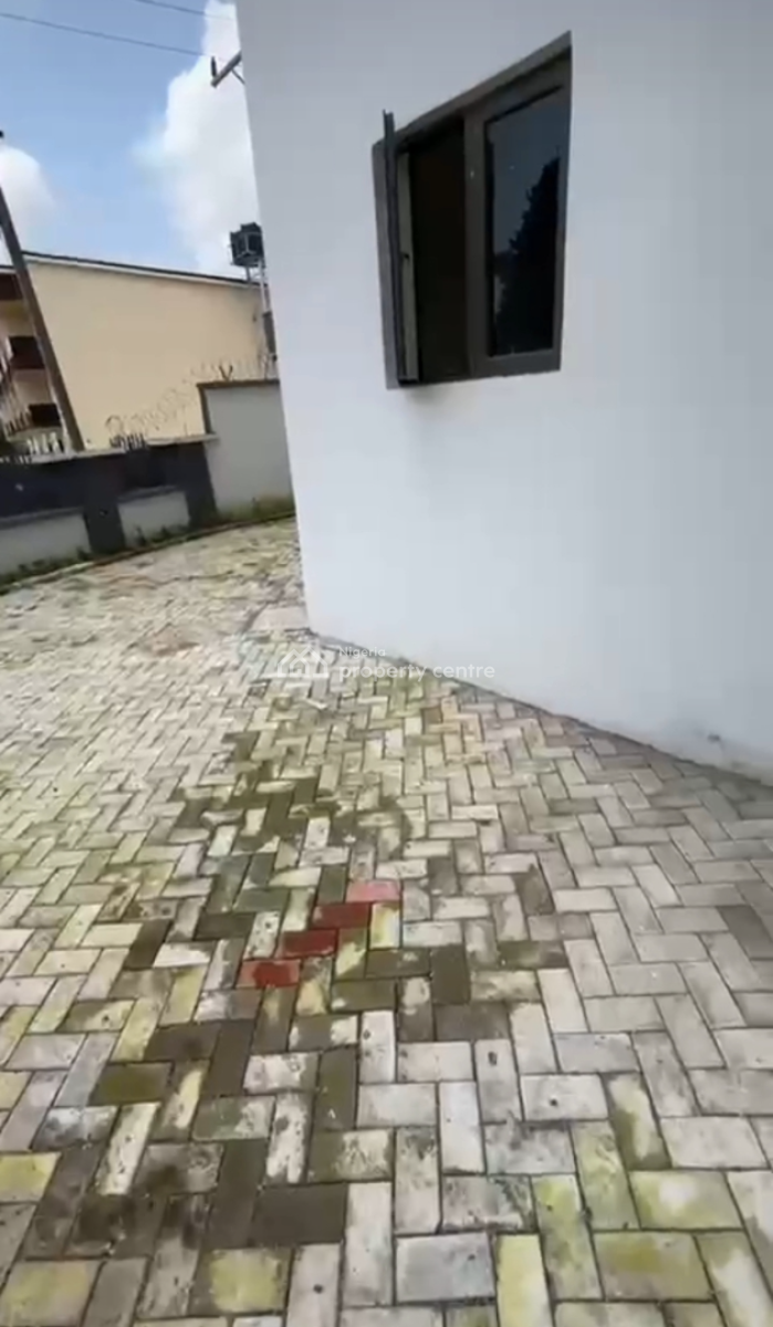 Brand New 3 Bedrooms Block of Flats with a Bq in a Very Nice Estate., Gaduwa, Abuja, House for Rent