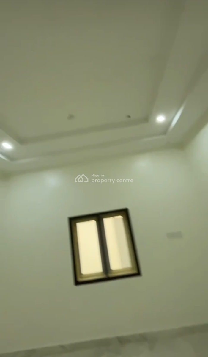 Brand New 3 Bedrooms Block of Flats with a Bq in a Very Nice Estate., Gaduwa, Abuja, House for Rent