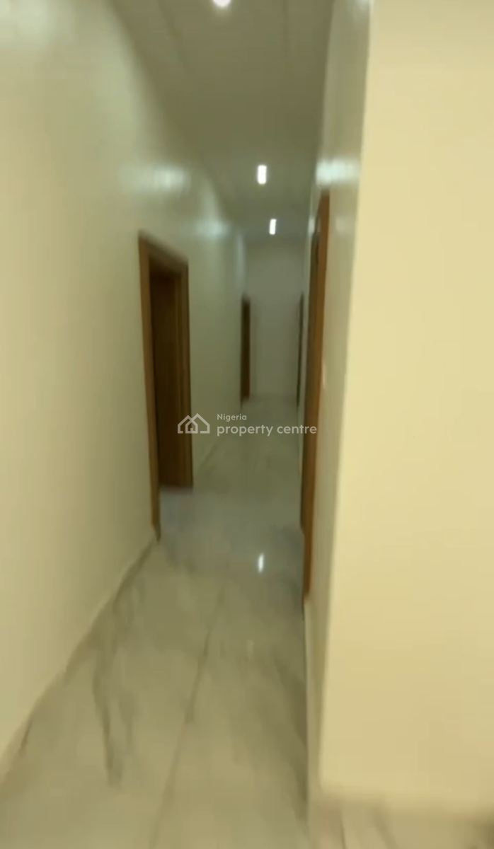 Brand New 3 Bedrooms Block of Flats with a Bq in a Very Nice Estate., Gaduwa, Abuja, House for Rent