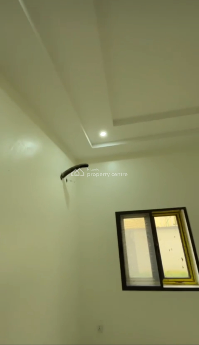 Brand New 3 Bedrooms Block of Flats with a Bq in a Very Nice Estate., Gaduwa, Abuja, House for Rent