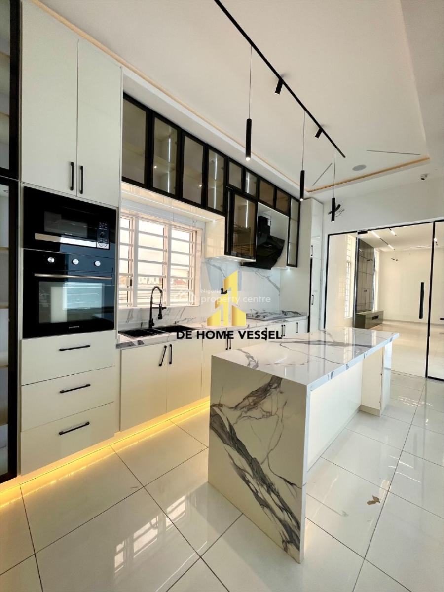 Exquisitely Built 5 Bed Luxury  Detached  Smart Home with  Pool, Ologolo, Lekki, Lagos, Detached Duplex for Sale
