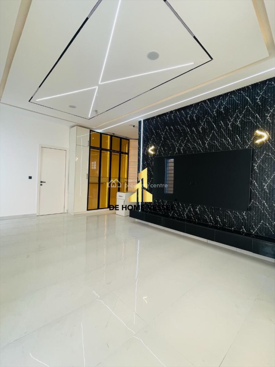 Exquisitely Built 5 Bed Luxury  Detached  Smart Home with  Pool, Ologolo, Lekki, Lagos, Detached Duplex for Sale