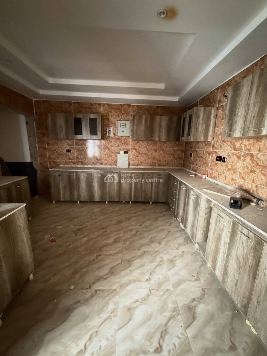 + 4-bedroom Terrace Duplex with Bq, Gwarinpa, Abuja, Terraced Duplex for Sale