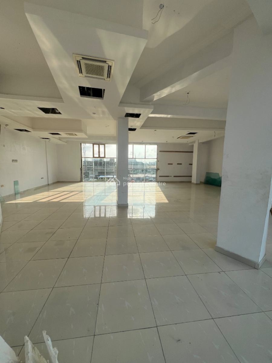 146sqm Commercial Space, Directly Facing The Lagos-epe Expressway, Lekki Phase 1, Lekki, Lagos, Commercial Property for Rent
