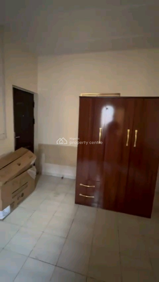 Spacious 1-bedroom Apartment, Wuye, Abuja, Flat / Apartment for Rent