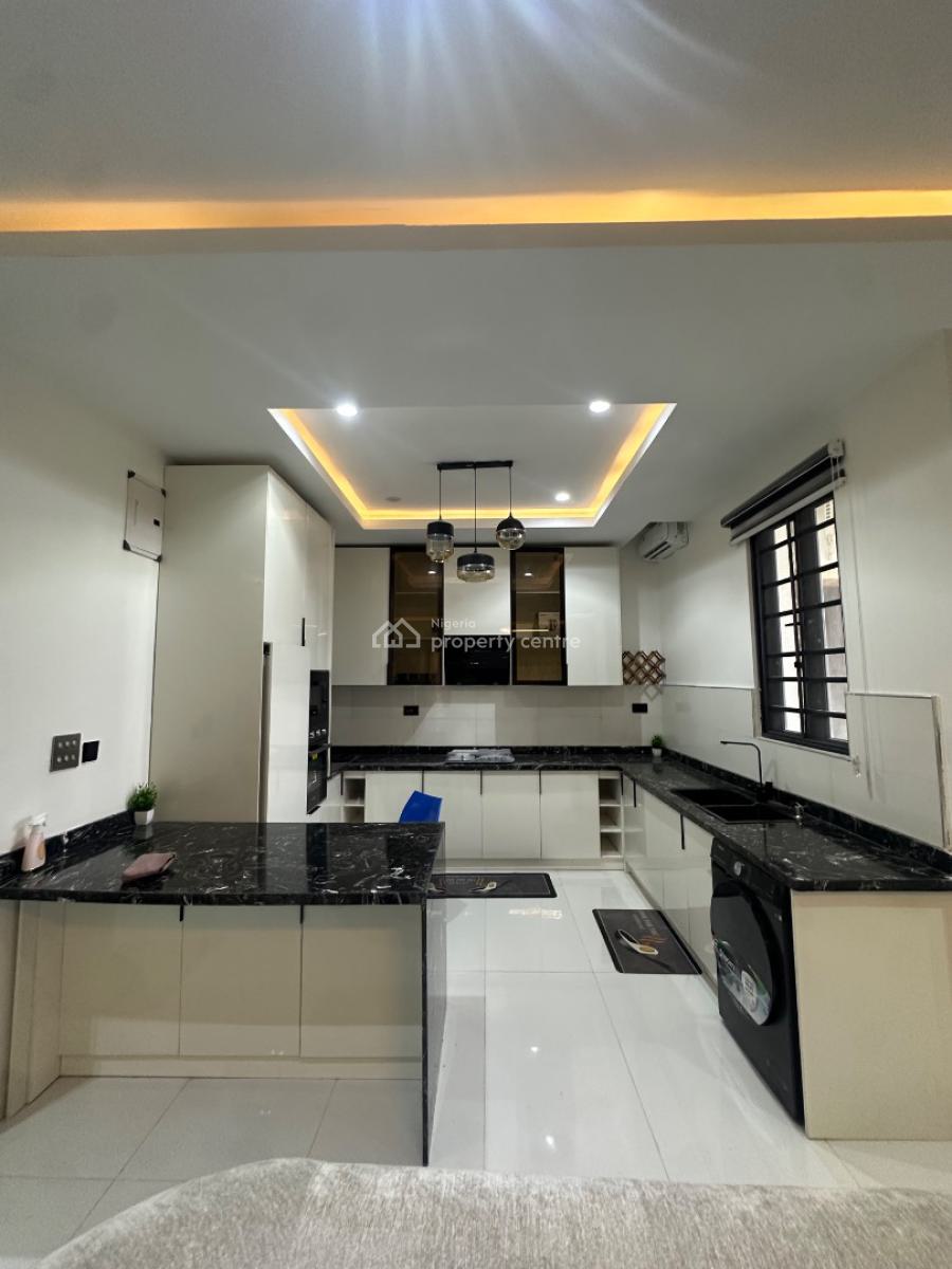 Fully Serviced 2 Bedroom Apartment with Elevator, Ikate, Lekki, Lagos, Flat / Apartment for Sale