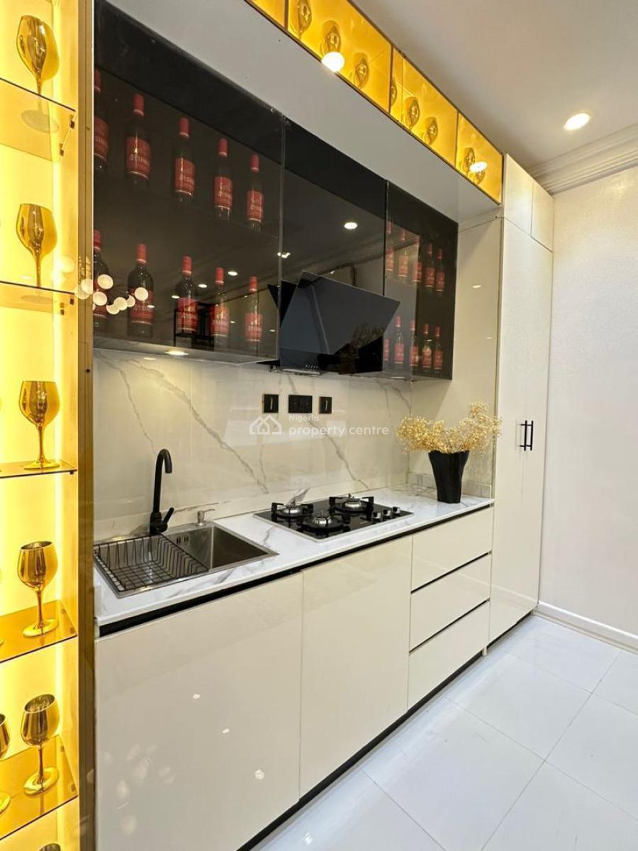 Luxurious 1 Bedroom Apartment with Bathub, Osapa, Lekki, Lagos, Flat / Apartment Short Let