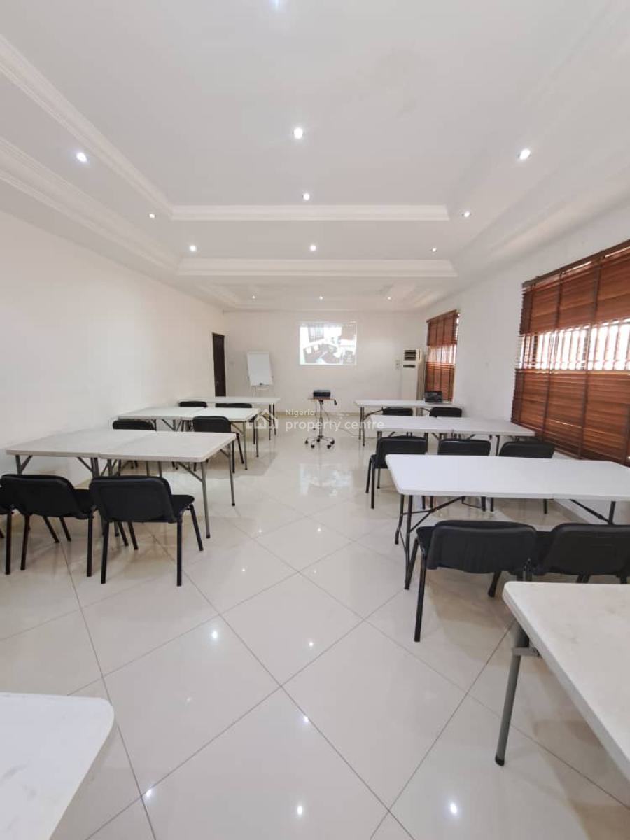 Training Hall, 22 Kumasi Crescent, Wuse 2, Abuja, Conference / Meeting / Training Room for Rent