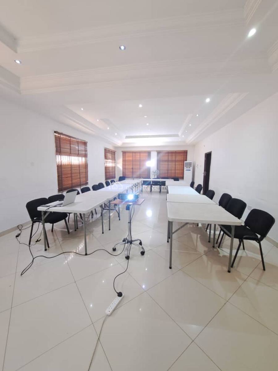Training Hall, 22 Kumasi Crescent, Wuse 2, Abuja, Conference / Meeting / Training Room for Rent