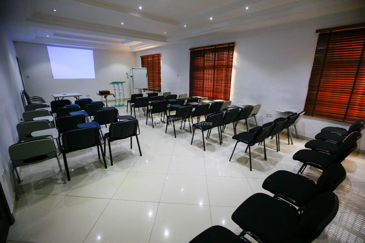 Training Hall, 22 Kumasi Crescent, Wuse 2, Abuja, Conference / Meeting / Training Room for Rent