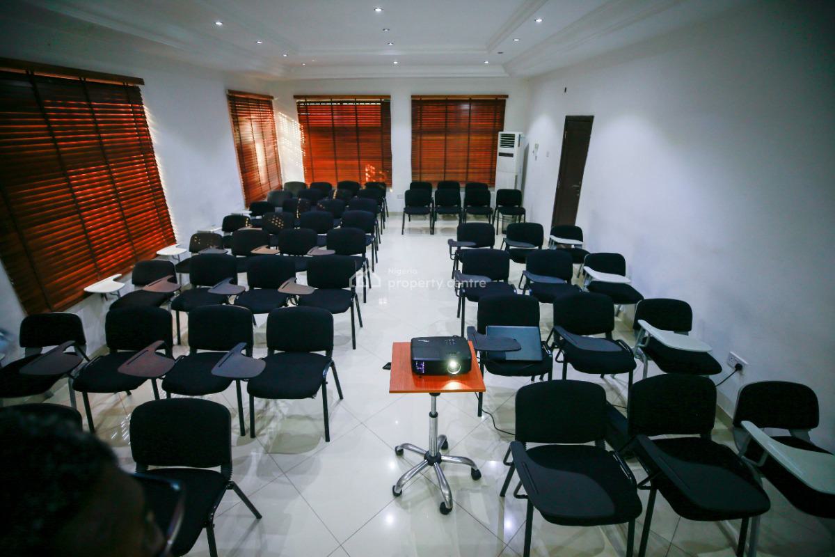 Training Hall, 22 Kumasi Crescent, Wuse 2, Abuja, Conference / Meeting / Training Room for Rent